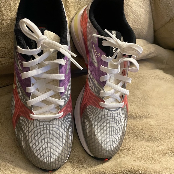 Nike Ghoswift - Picture 4 of 5